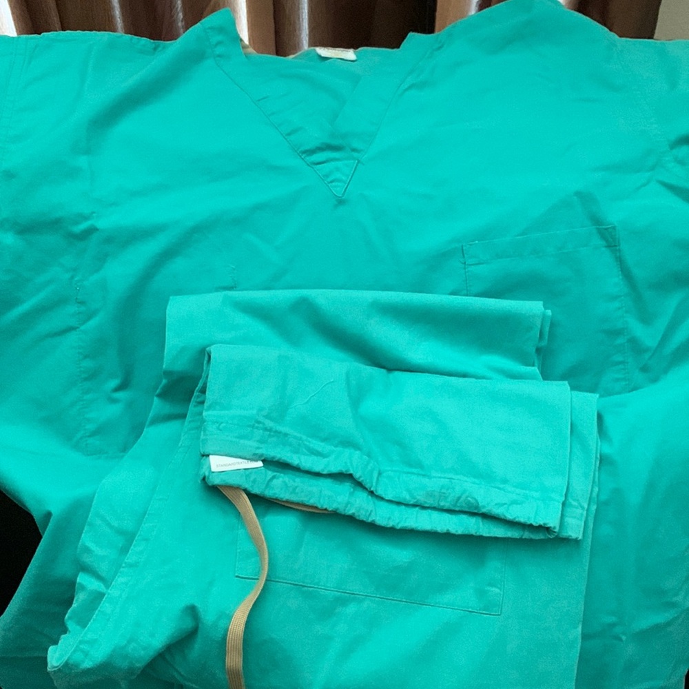 Scrub used but in good condition